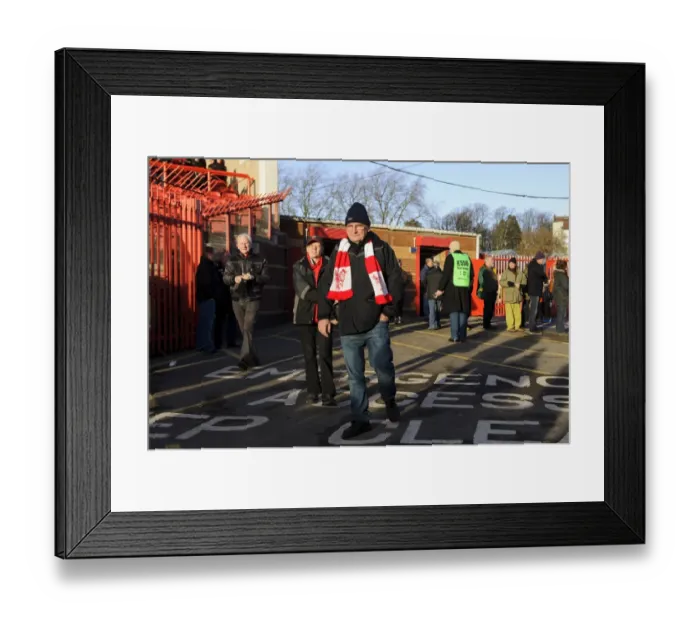 Framed Print : Thousands Converge at Ashton Gate for Intense Showdown: Bristol City FC vs. Stevenage (December 2013)