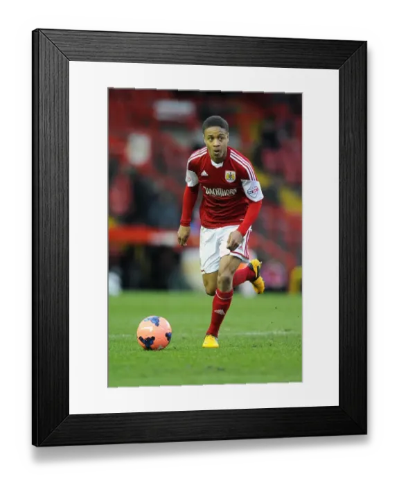Framed Print : Bristol City vs Watford: Bobby Reid in Action at Ashton Gate during FA Cup Third Round Framed Print : Bristol City vs Watford: Bobby Reid in Action at Ashton Gate during FA Cup Third Round