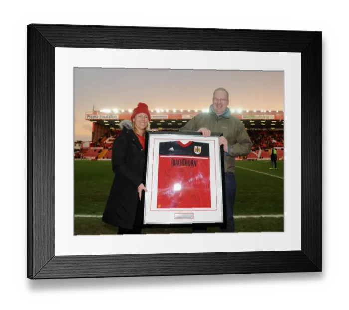 Framed Print : Bristol City vs Watford: FA Cup Third Round Clash at Ashton Gate (January 4, 2014) Framed Print : Bristol City vs Watford: FA Cup Third Round Clash at Ashton Gate (January 4, 2014)