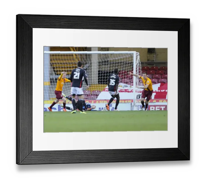 Framed Print : James Hanson's Thrilling Goal Celebration: Bradford City vs. Bristol City, Sky Bet League One, 2014 Framed Print : James Hanson's Thrilling Goal Celebration: Bradford City vs. Bristol City, Sky Bet League One, 2014