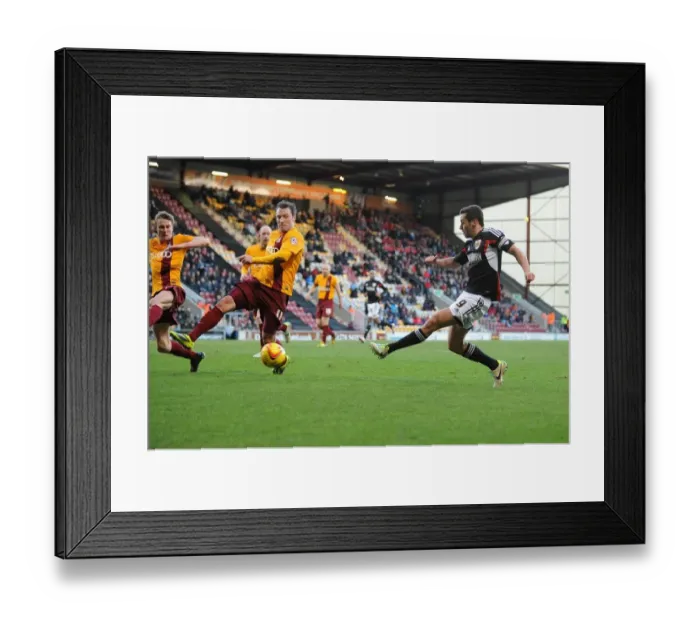 Framed Print : Bradford vs. Bristol City: Sam Baldock's Shot at Glory