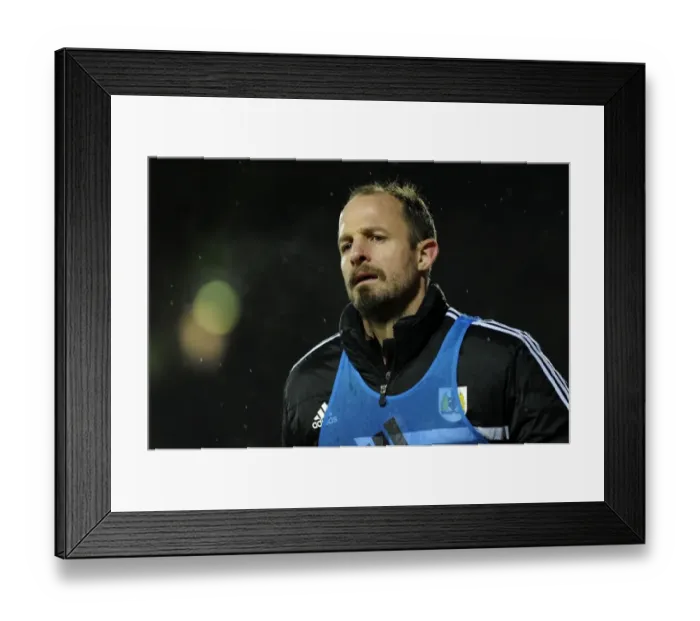 Framed Print : Focus on Louis Carey: Watford vs. Bristol City - FA Cup Third Round Replay