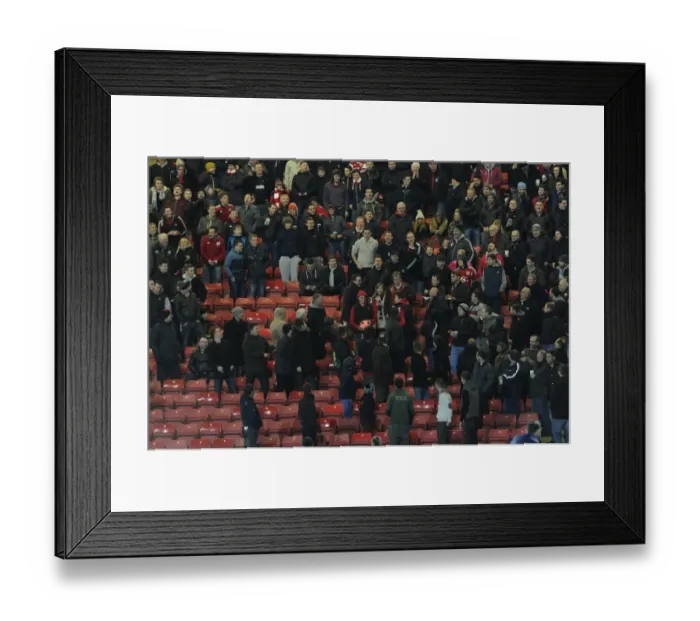 Framed Print : Bristol City Fans Defiantly Holding Possession: FA Cup Replay at Vicarage Road