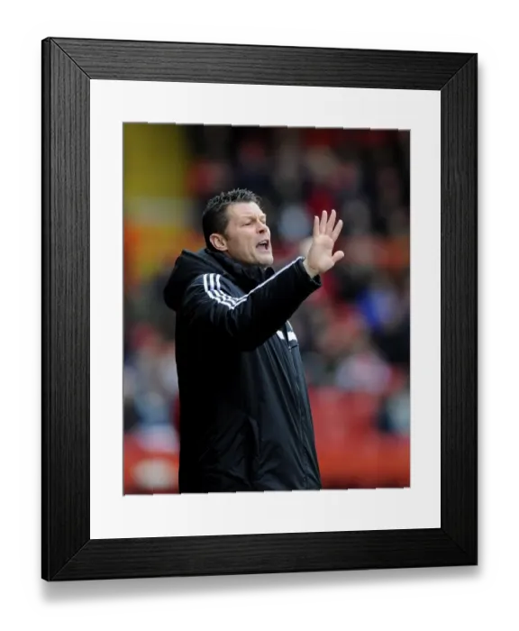 Framed Print : Steve Cotterill Leads Bristol City Against MK Dons in Sky Bet League One Clash Framed Print : Steve Cotterill Leads Bristol City Against MK Dons in Sky Bet League One Clash