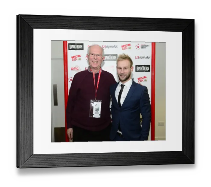 Framed Print : Bristol City's Joe Meredith Named Man of the Match vs MK Dons in Sky Bet League One Framed Print : Bristol City's Joe Meredith Named Man of the Match vs MK Dons in Sky Bet League One