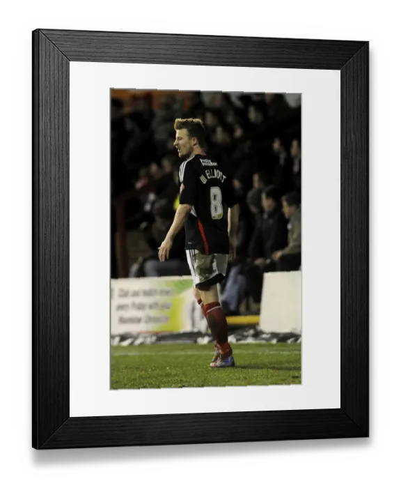 Framed Print : Wade Elliott in Action: Bristol City vs. Brentford, Sky Bet League One (January 2014) Framed Print : Wade Elliott in Action: Bristol City vs. Brentford, Sky Bet League One (January 2014)