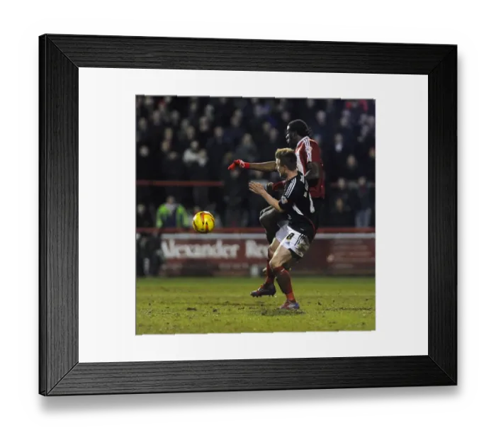 Framed Print : Wade Elliott vs. Clayton Donaldson: Intense Battle at Griffin Park, Brentford v Bristol City, Sky Bet League One Framed Print : Wade Elliott vs. Clayton Donaldson: Intense Battle at Griffin Park, Brentford v Bristol City, Sky Bet League One