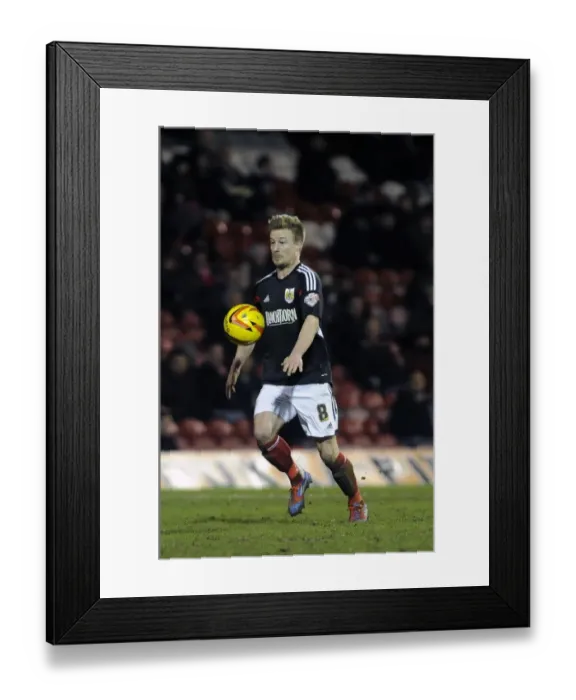 Framed Print : Wade Elliott in Action: Bristol City vs. Brentford, Sky Bet League One (January 2014)