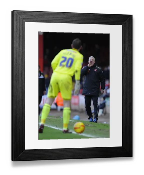 Framed Print : Graham Kavanagh Leads Carlisle United Against Bristol City, Sky Bet League One, 2014 Framed Print : Graham Kavanagh Leads Carlisle United Against Bristol City, Sky Bet League One, 2014