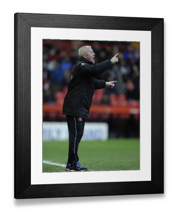 Framed Print : Graham Kavanagh and Carlisle United Square Off Against Bristol City in Sky Bet League One (January 2, 2014) Framed Print : Graham Kavanagh and Carlisle United Square Off Against Bristol City in Sky Bet League One (January 2, 2014)