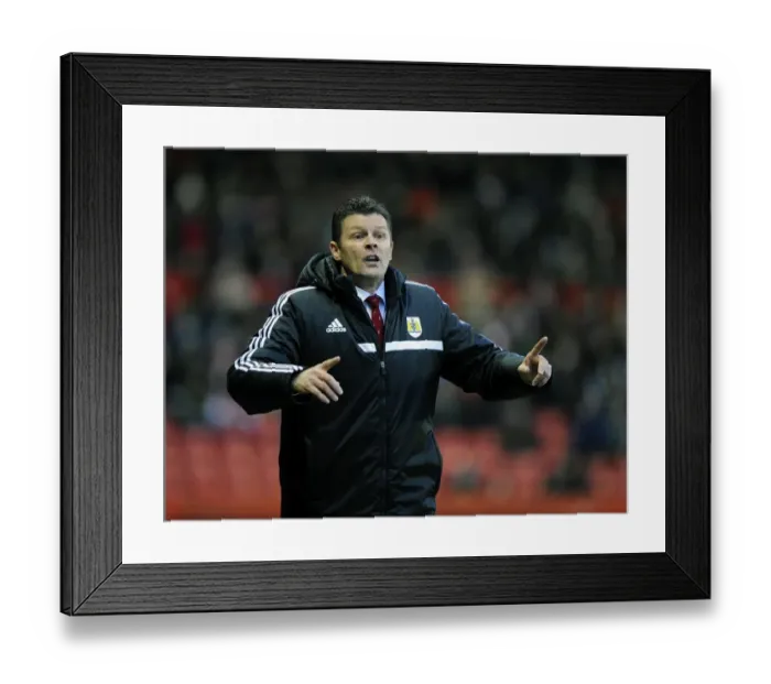 Framed Print : Steve Cotterill Leads Bristol City in Sky Bet League One Clash Against Carlisle United (01-02-2014) Framed Print : Steve Cotterill Leads Bristol City in Sky Bet League One Clash Against Carlisle United (01-02-2014)