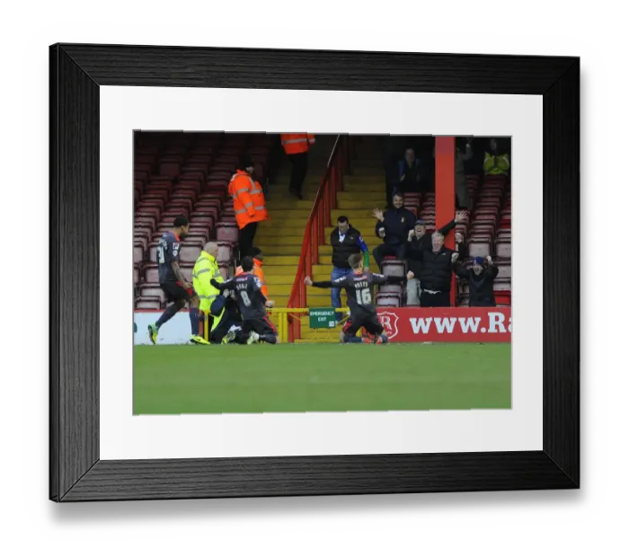 Framed Print : Brad Potts Goal Celebration: Bristol City vs. Carlisle United, 01-02-2014