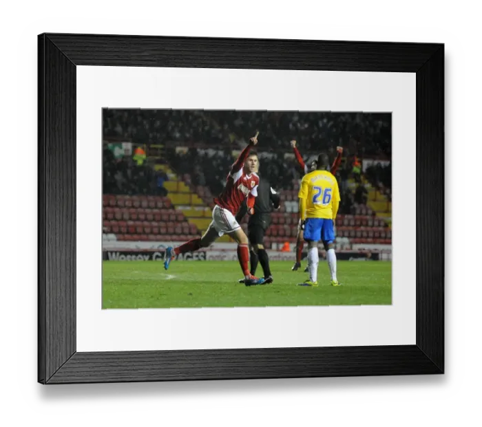 Framed Print : Bristol City's Wes Burns Scores the Winning Goal vs. Coventry City, Sky Bet League One, 2014 Framed Print : Bristol City's Wes Burns Scores the Winning Goal vs. Coventry City, Sky Bet League One, 2014