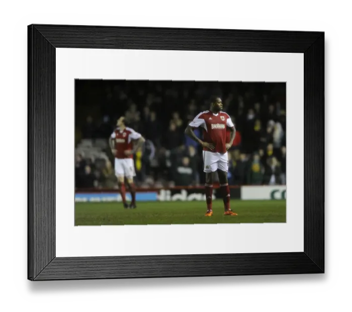 Framed Print : Dejected Jay Emmanuel-Thomas After Bristol City's Loss to Coventry City Framed Print : Dejected Jay Emmanuel-Thomas After Bristol City's Loss to Coventry City