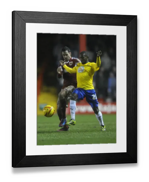 Framed Print : Thrilling Chase: Greg Cunningham vs Mark Marshall at Ashton Gate