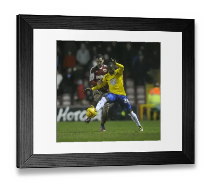 Framed Print : Bristol City vs Coventry City: Clash between Cunningham and Marshall