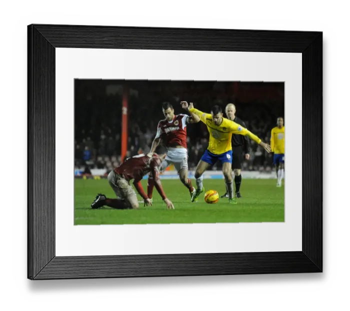 Framed Print : Bristol City vs Coventry City: Sam Baldock vs Conor Thomas Clash in Sky Bet League One Match Framed Print : Bristol City vs Coventry City: Sam Baldock vs Conor Thomas Clash in Sky Bet League One Match