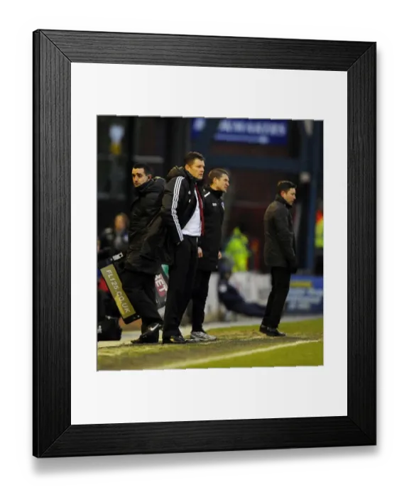 Framed Print : Steve Cotterill Leads Bristol City at Oldham Athletic, Sky Bet League One (February 8, 2014) Framed Print : Steve Cotterill Leads Bristol City at Oldham Athletic, Sky Bet League One (February 8, 2014)