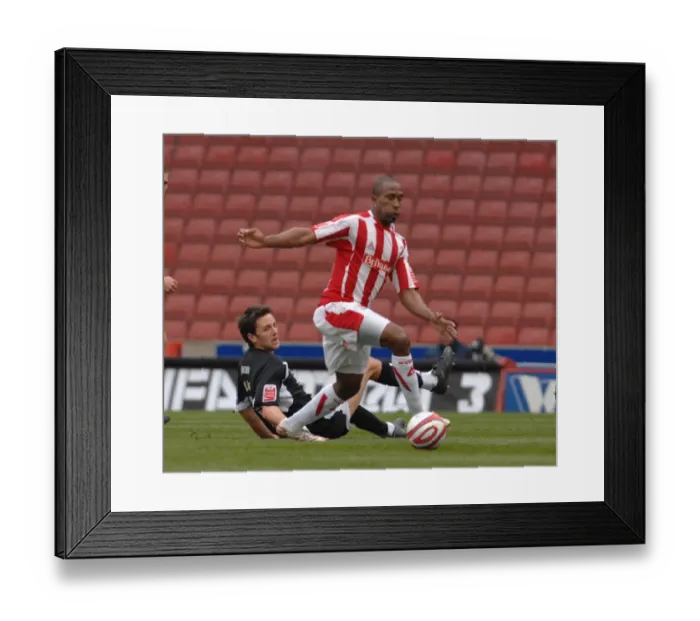 Framed Print : Stoke City vs. Bristol City: A Football Rivalry - Season 07-08 Framed Print : Stoke City vs. Bristol City: A Football Rivalry - Season 07-08