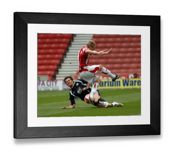 Framed Print : Stoke City vs. Bristol City: A Football Rivalry - Season 07-08 Framed Print : Stoke City vs. Bristol City: A Football Rivalry - Season 07-08
