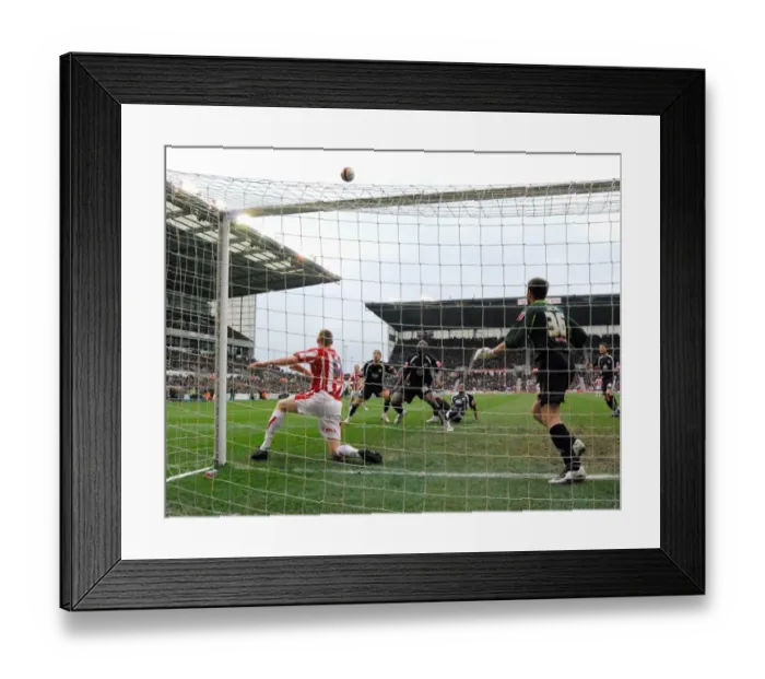 Framed Print : Stoke City vs. Bristol City: A Football Rivalry - Season 07-08 Framed Print : Stoke City vs. Bristol City: A Football Rivalry - Season 07-08