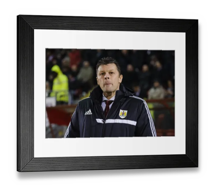 Framed Print : Steve Cotterill Watches Leyton Orient vs. Bristol City Football Match Framed Print : Steve Cotterill Watches Leyton Orient vs. Bristol City Football Match