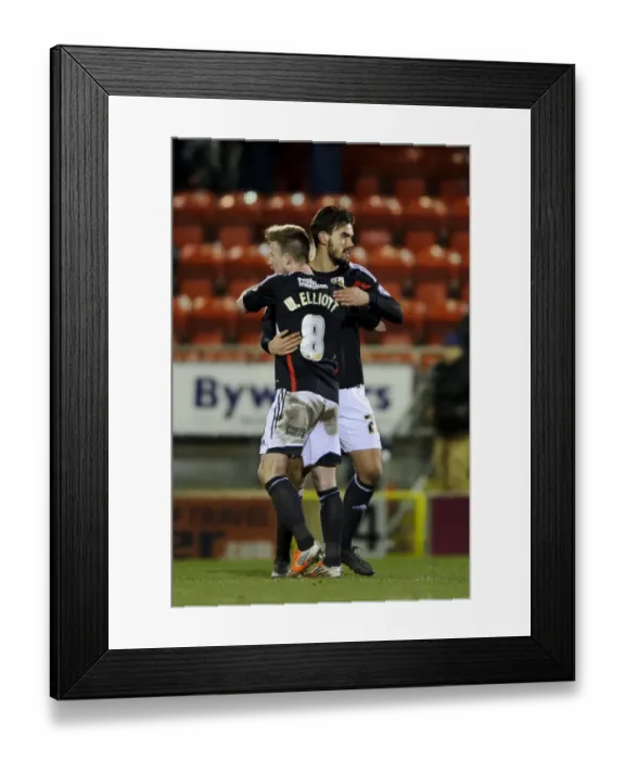 Framed Print : Bristol City Celebrates 1-3 Win Over Leyton Orient: Wade Elliott and Marlon Pack Embrace in Jubilation