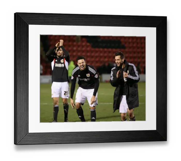 Framed Print : Bristol City Celebrates Win Against Leyton Orient, Sky Bet League One, 2014 Framed Print : Bristol City Celebrates Win Against Leyton Orient, Sky Bet League One, 2014