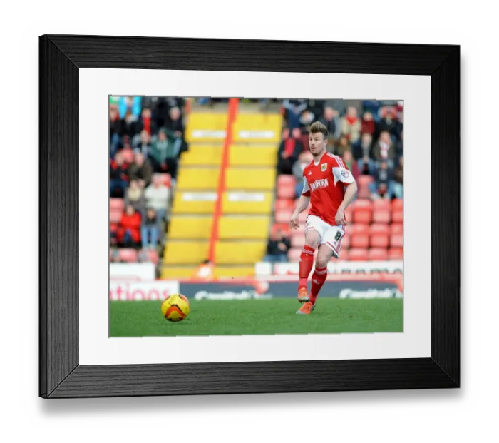 Framed Print : Wade Elliott in Action: Bristol City vs. Tranmere Rovers, Sky Bet League One, 2014