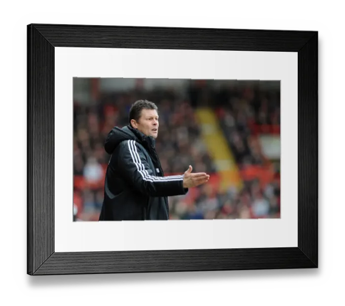 Framed Print : Steve Cotterill Leads Bristol City in Sky Bet League One Match Against Tranmere Rovers, 2014 Framed Print : Steve Cotterill Leads Bristol City in Sky Bet League One Match Against Tranmere Rovers, 2014
