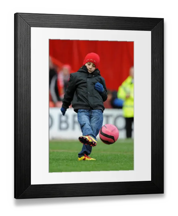Framed Print : Half Time at Ashton Gate: Bristol City vs. Tranmere Rovers, Sky Bet League One Framed Print : Half Time at Ashton Gate: Bristol City vs. Tranmere Rovers, Sky Bet League One