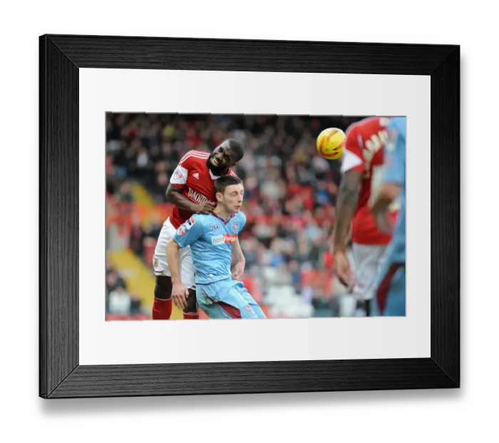 Framed Print : Bristol City's Karleigh Osborne Wins a Header in Sky Bet League One Clash Against Tranmere Rovers Framed Print : Bristol City's Karleigh Osborne Wins a Header in Sky Bet League One Clash Against Tranmere Rovers