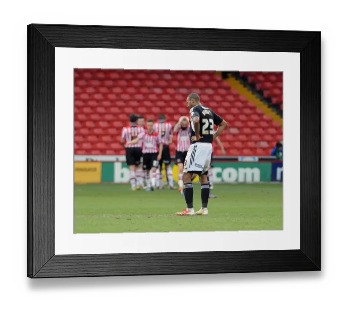 Framed Print : Dejected Tyrone Barnett as Sheffield United Take 2-0 Lead over Bristol City Framed Print : Dejected Tyrone Barnett as Sheffield United Take 2-0 Lead over Bristol City