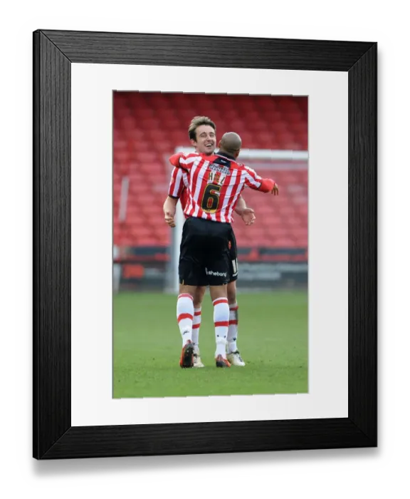 Framed Print : Celebrating His Past Glory: Hill and Baxter Reunite in Sheffield United's Victory over Bristol City Framed Print : Celebrating His Past Glory: Hill and Baxter Reunite in Sheffield United's Victory over Bristol City