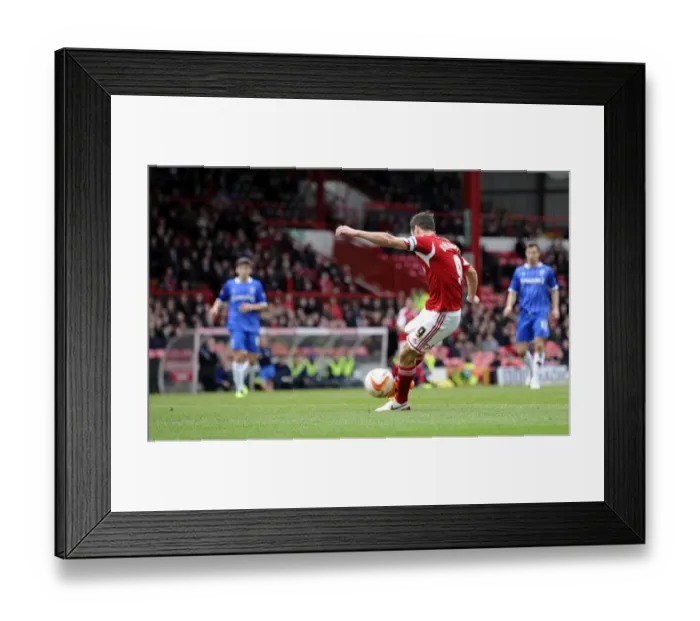 Framed Print : Bristol City's Sam Baldock Scores the Winning Goal Against Gillingham in Sky Bet League One (01 / 03 / 2014) Framed Print : Bristol City's Sam Baldock Scores the Winning Goal Against Gillingham in Sky Bet League One (01 / 03 / 2014)