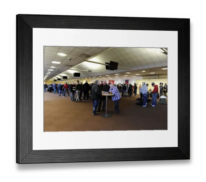 Framed Print : Bristol City vs Gillingham Clash at Ashton Gate, Sky Bet League One - March 1, 2014
