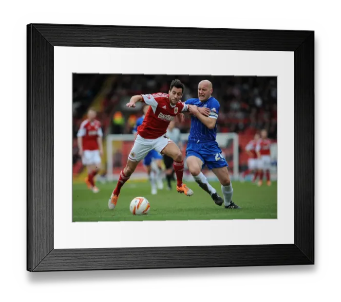 Framed Print : Bristol City vs Gillingham: A Clash of Stars - Sam Baldock vs Adam Barrett Framed Print : Bristol City vs Gillingham: A Clash of Stars - Sam Baldock vs Adam Barrett