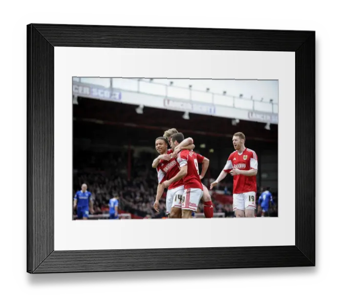 Framed Print : Bristol City's Sam Baldock Scores the Thrilling Winning Goal: Euphoric Celebration with Team Mates (Sky Bet League One)