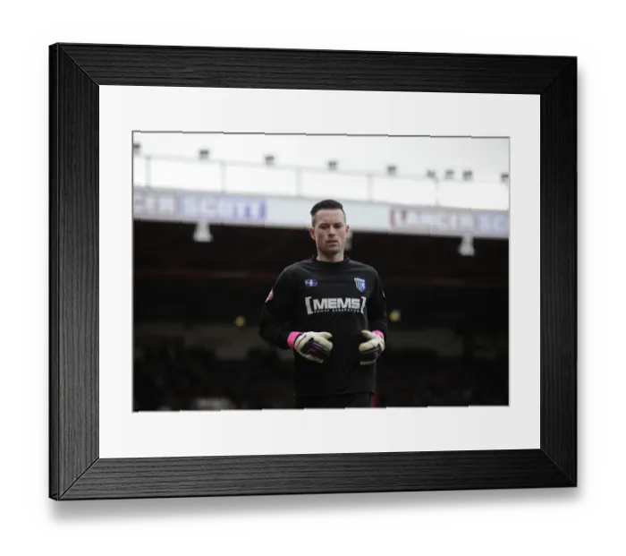 Framed Print : Stuart Nelson in Action: Bristol City vs Gillingham, Ashton Gate, March 1, 2014 - Football Match Framed Print : Stuart Nelson in Action: Bristol City vs Gillingham, Ashton Gate, March 1, 2014 - Football Match