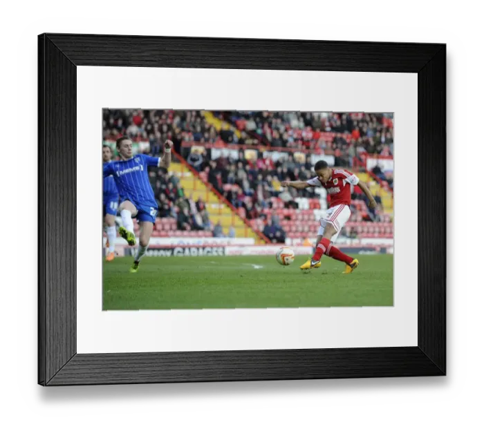 Framed Print : Bobby Reid's Shot: Bristol City vs Gillingham, Sky Bet League One, 2014 Framed Print : Bobby Reid's Shot: Bristol City vs Gillingham, Sky Bet League One, 2014