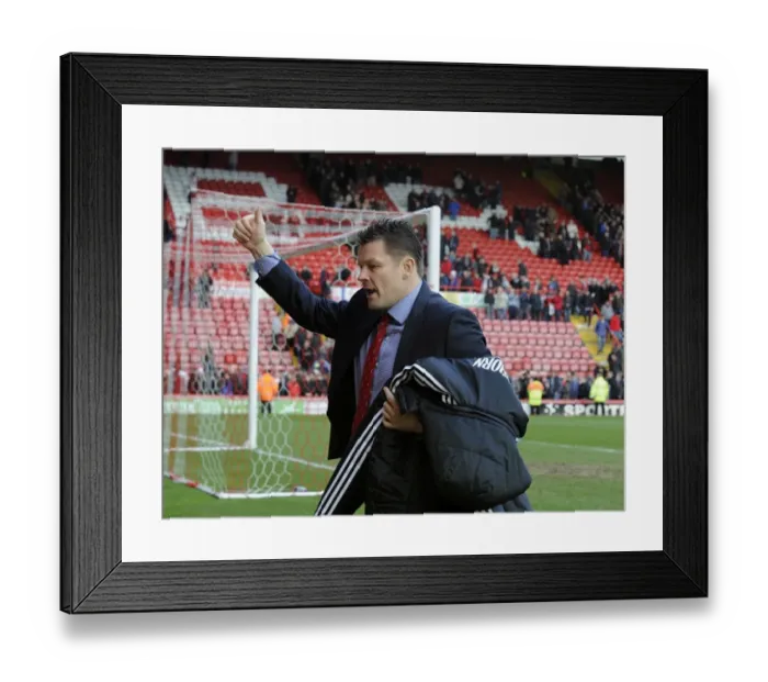 Framed Print : Steve Cotterill Leads Bristol City Against Gillingham, 01-03-2014 Framed Print : Steve Cotterill Leads Bristol City Against Gillingham, 01-03-2014
