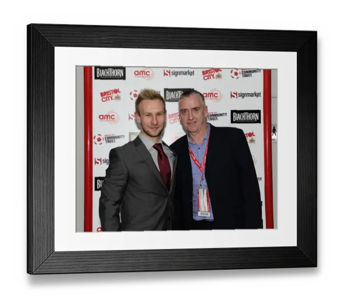 Framed Print : Bristol City FC vs. Gillingham: Man of the Match Presentations (01 / 03 / 2014) Framed Print : Bristol City FC vs. Gillingham: Man of the Match Presentations (01 / 03 / 2014)
