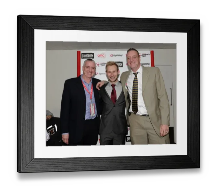 Framed Print : Bristol City FC vs. Gillingham: Man of the Match Presentations (01 / 03 / 2014) Framed Print : Bristol City FC vs. Gillingham: Man of the Match Presentations (01 / 03 / 2014)