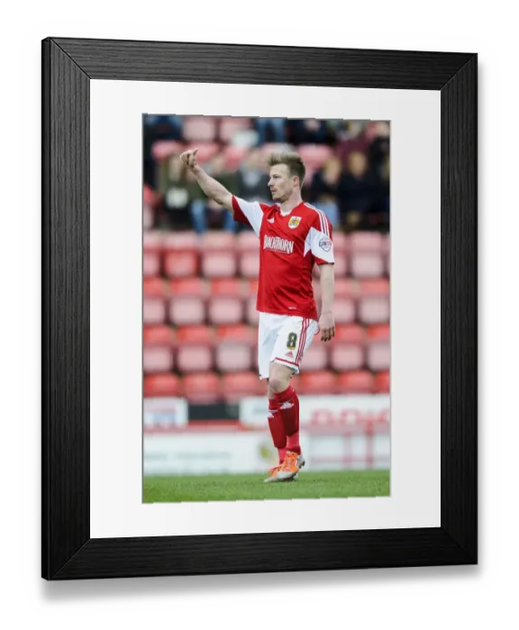 Framed Print : Bristol City's Wade Elliott Celebrates at Ashton Gate, 01-03-2014