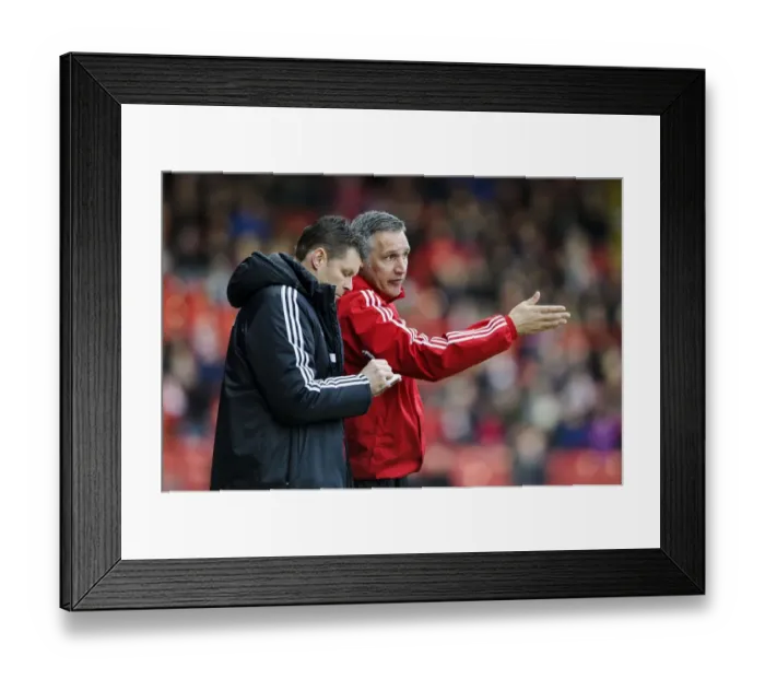 Framed Print : Bristol City Manager Steve Cotterill and Assistant John Pemberton in Deep Discussion during Bristol City vs Gillingham (2014)