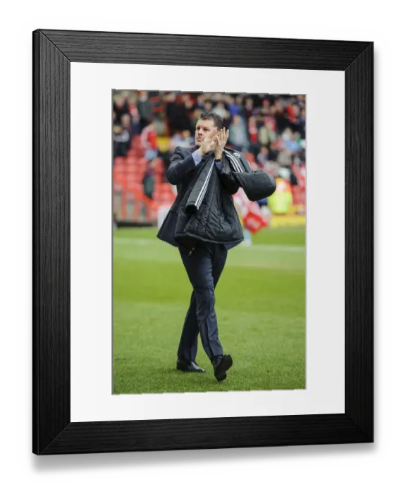Framed Print : Bristol City Manager Steve Cotterill Leads Out Team Against Gillingham, Sky Bet League One, 2014 Framed Print : Bristol City Manager Steve Cotterill Leads Out Team Against Gillingham, Sky Bet League One, 2014