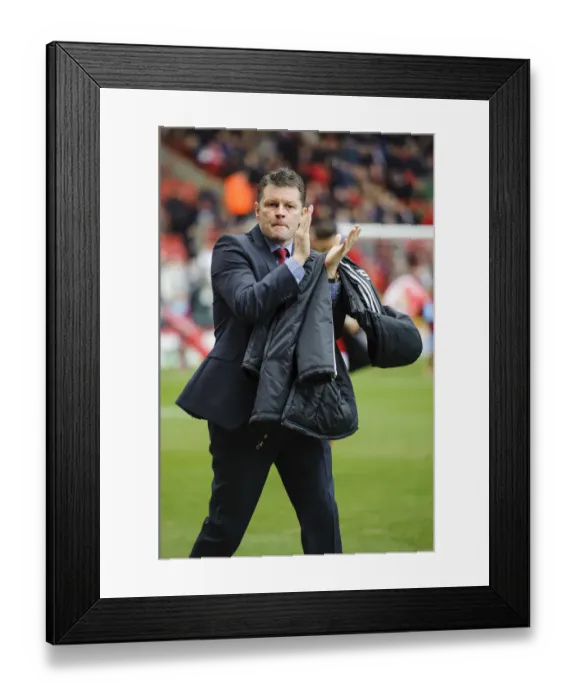 Framed Print : Steve Cotterill Leads Bristol City Against Gillingham in Sky Bet League One, March 2014 Framed Print : Steve Cotterill Leads Bristol City Against Gillingham in Sky Bet League One, March 2014
