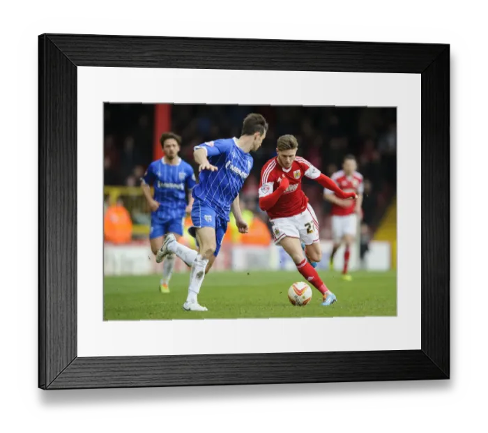 Framed Print : Bristol City vs Gillingham: Clash in Sky Bet League One at Ashton Gate, March 1, 2014 Framed Print : Bristol City vs Gillingham: Clash in Sky Bet League One at Ashton Gate, March 1, 2014