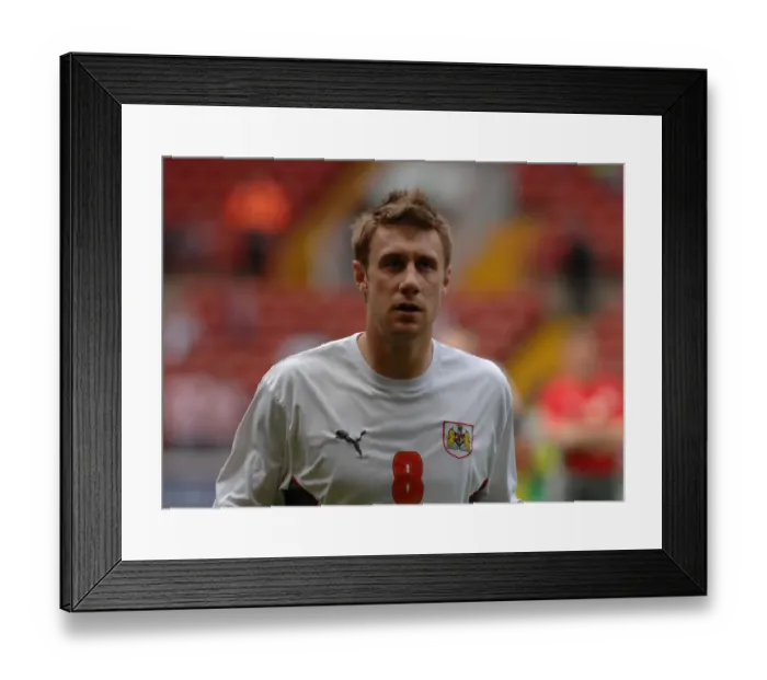 Framed Print : David Noble in Action: Sheffield United vs. Bristol City Framed Print : David Noble in Action: Sheffield United vs. Bristol City