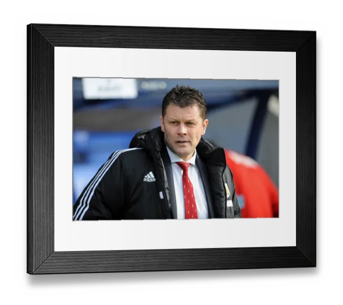 Framed Print : Steve Cotterill Leads Bristol City in Sky Bet League One Clash against Shrewsbury Town, 08-03-2014 Framed Print : Steve Cotterill Leads Bristol City in Sky Bet League One Clash against Shrewsbury Town, 08-03-2014